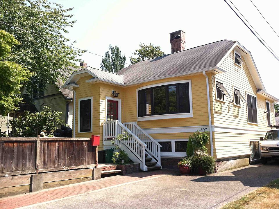 2nd image of 837 NE 57th St
