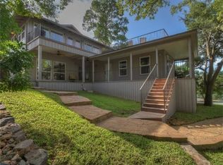 3006 Packsaddle Dr, Llano, TX 78657