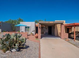 319 N Calle De Las Profetas, Green Valley, AZ 85614