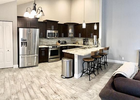 2nd image of 2102 Timberlane Cir #21B