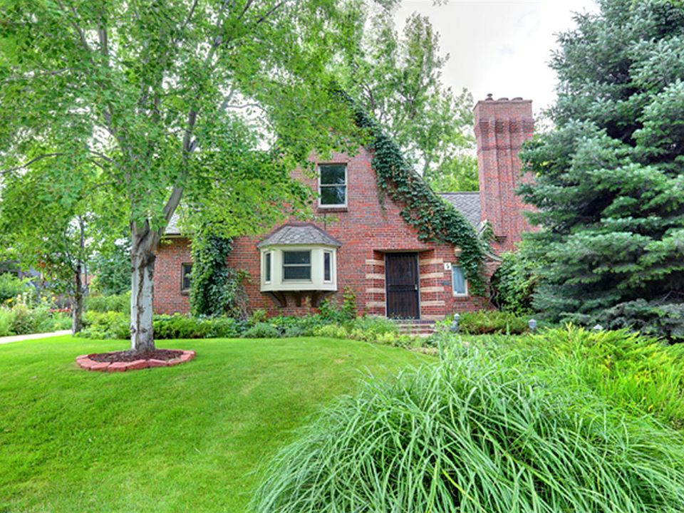 1st image of 5 N Ivy Ln