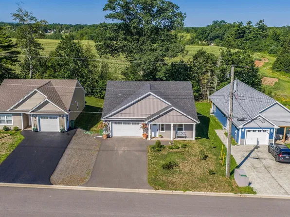 8 Covey Dr N, Kings, NS B4N 0H8