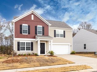 1048 Old Trade St, Edgemoor, SC 29712