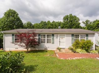105 Cherokee Ln, Thaxton, VA 24174