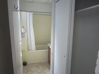 Rented by Capri Jet Realty Corp