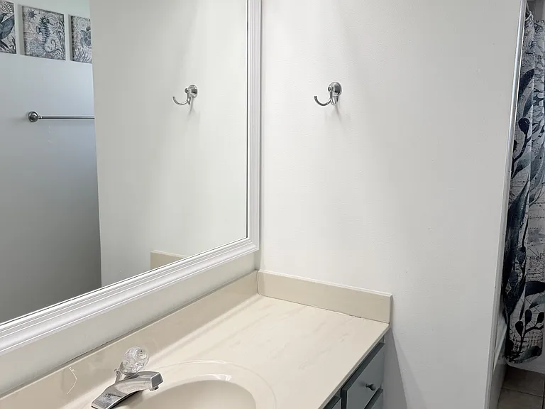 202 McDonald St #1 — Photo 7