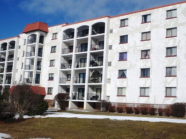 1st image of 375 Plum Creek Dr APT 408