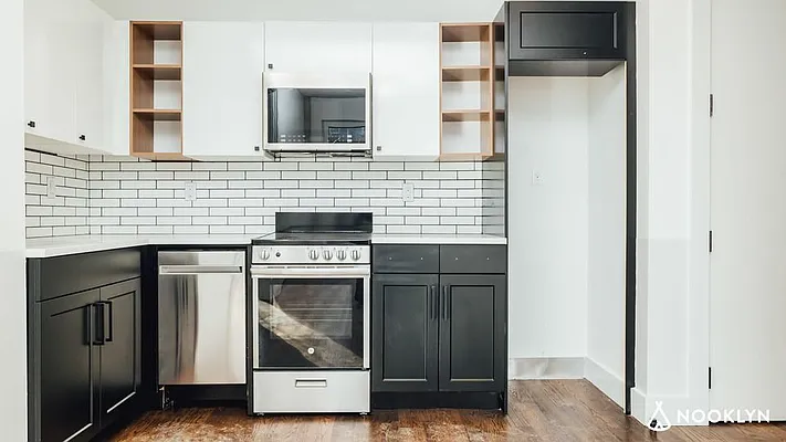 Rented by Nooklyn NYC LLC | media 89