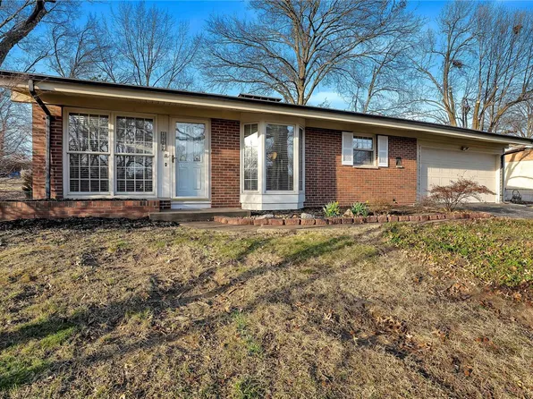 10247 Maebern Ter, Saint Louis, MO 63127