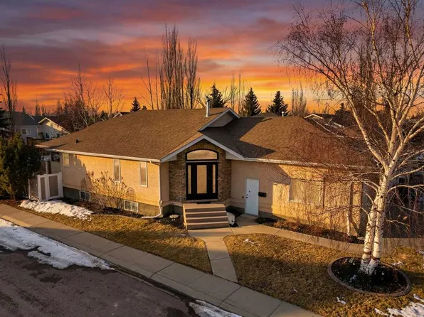 4 N Drever Close, Red Deer, AB T4R 2N6