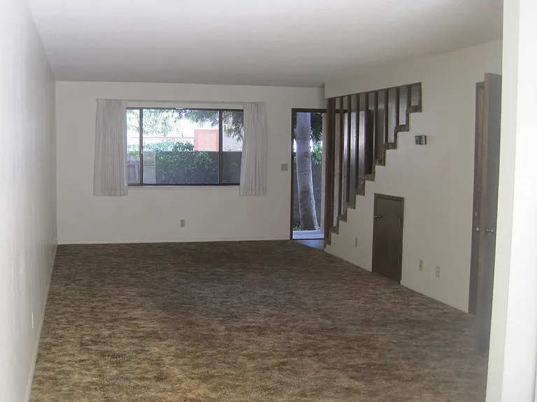 673 Grand Ave — Photo 18
