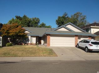 9464 Fairlight Ct, Elk Grove, CA 95758