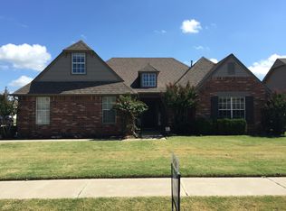 10407 N 114th Ave E, Owasso, OK 74055