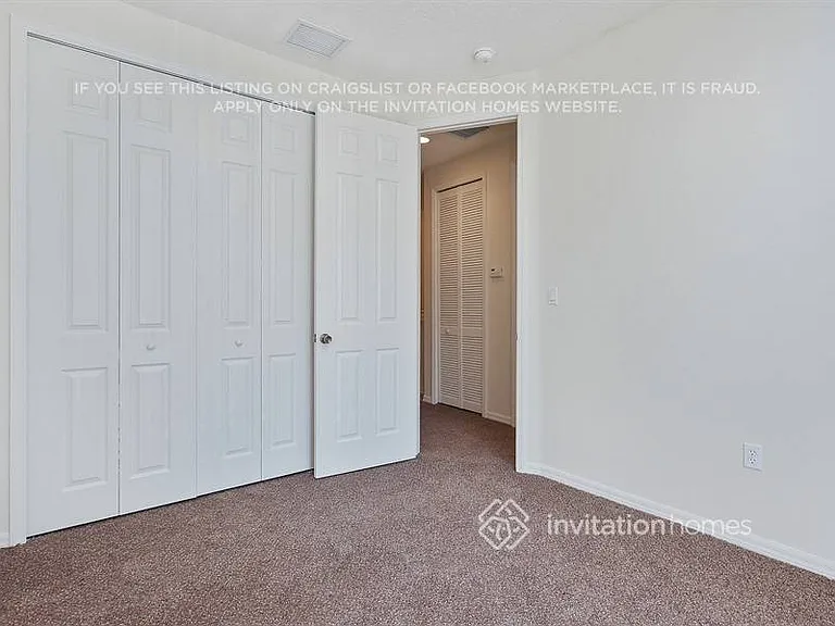 666 NE 35th Ave — Photo 14