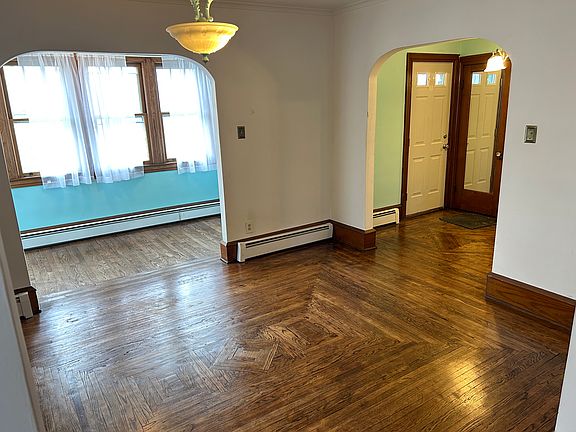3rd image of 258 Buttonwood St
