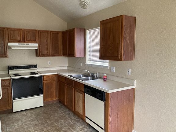 5th image of 3908 Tallwood Dr