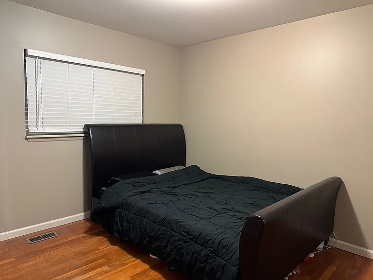 33905 Clifton Dr — Photo 16