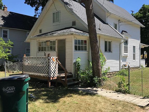 3rd image of 126 W Barnes Ave