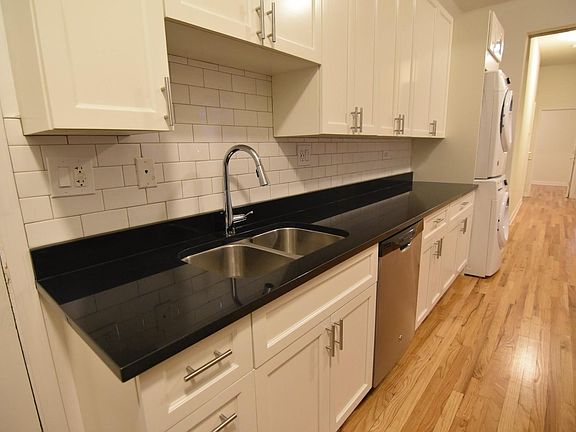 3rd image of 3806 N Broadway St #2