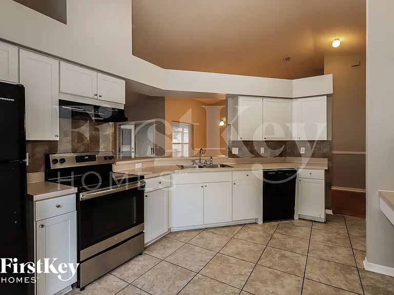 13452 Beechberry Dr — Photo 6