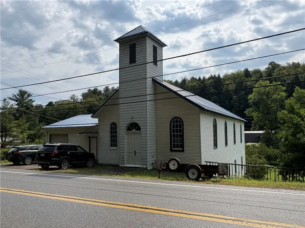 136 Main St, Anita, PA 15711