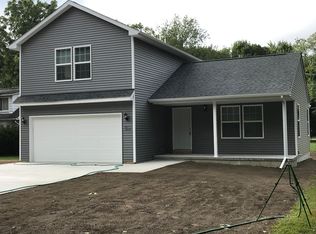 6399 Barker Ave, Waterford, MI 48329