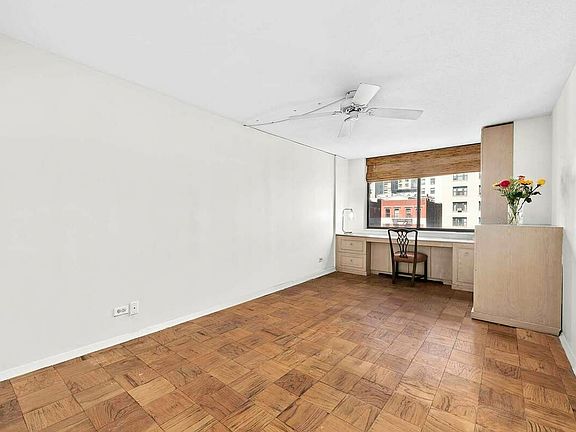 4th image of 275 W 96th St APT 8A