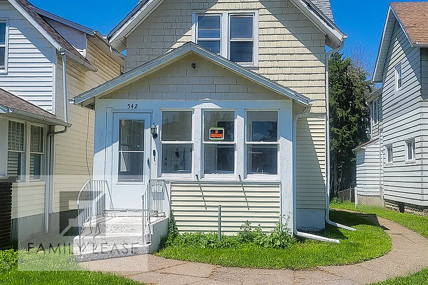 4 bed, 1532 sqft, $1,295 — Photo 1