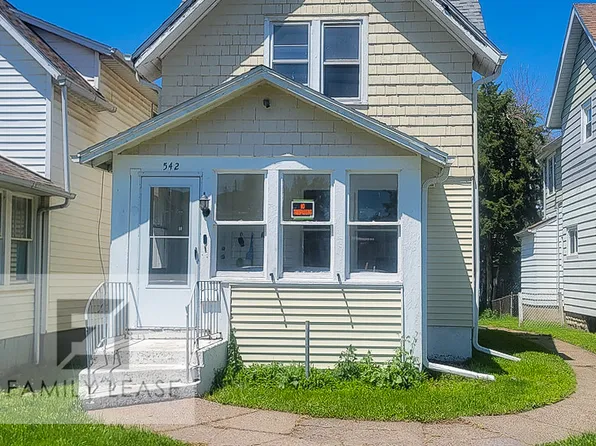 542 7th Ave S, Clinton, IA 52732