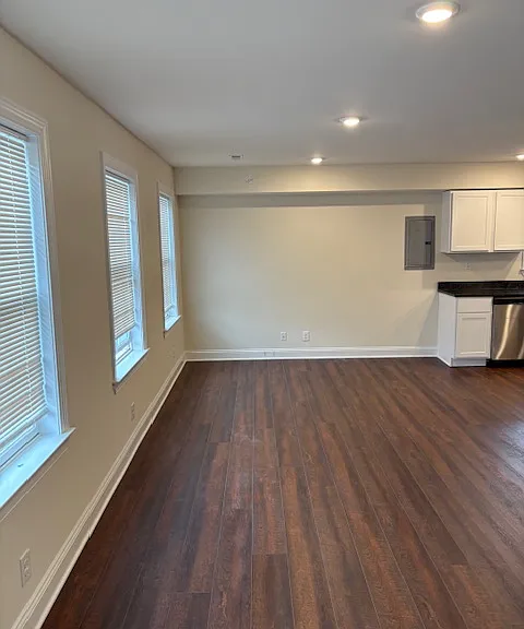 516 Green St #4 — Photo 3