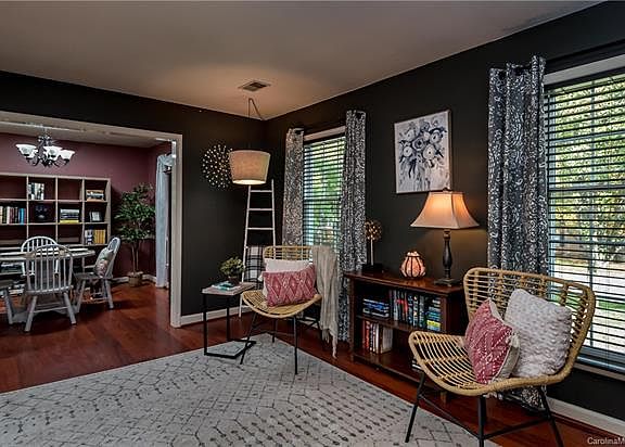 4th image of 5322 Coronado Dr