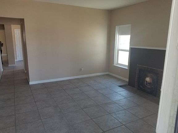 2nd image of 502 N Cameron Ave
