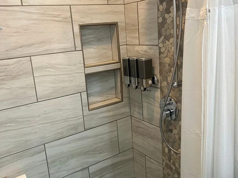 7261 Roycroft Dr #A — Photo 24