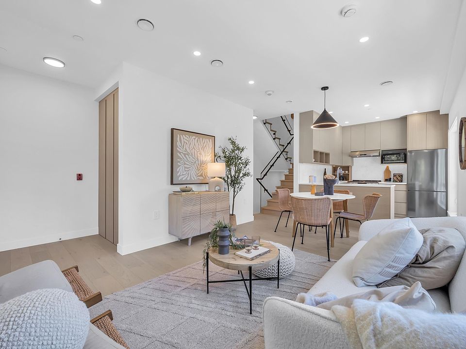 1st image of 3800 Pender St #2