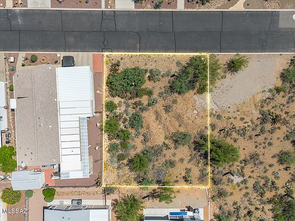 5th image of 3300 S Spectrum Ave