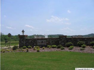 2918 Cedar Crk SW, Decatur, AL 35603