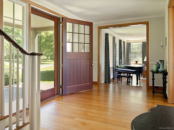 4th image of 11 Valley Road