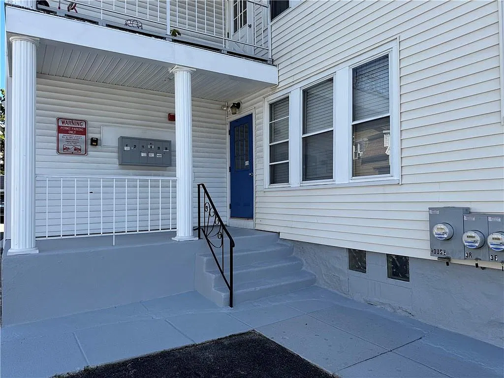 2 bed, 1.0 bath, 850 sqft, $1,650 — Photo 1
