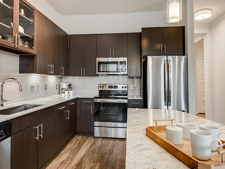 Overture Stone Oak 55+ Apartment Homes — Photo 23