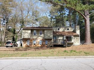 3885 Lester Woods Dr, Lawrenceville, GA 30044