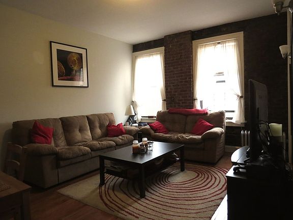 2nd image of 326 Lincoln Pl APT 5D