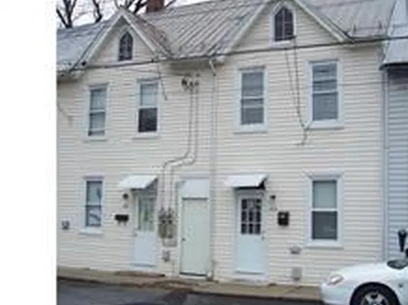 216-218 N College St, Martinsburg, WV 25401