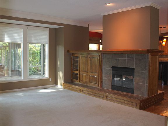 3rd image of 12243 W 128th St