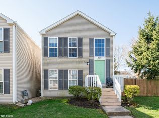 925 Four Seasons Blvd, Aurora, IL 60504