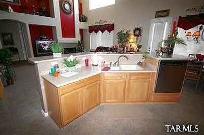 3rd image of 7911 N Blakey Ln