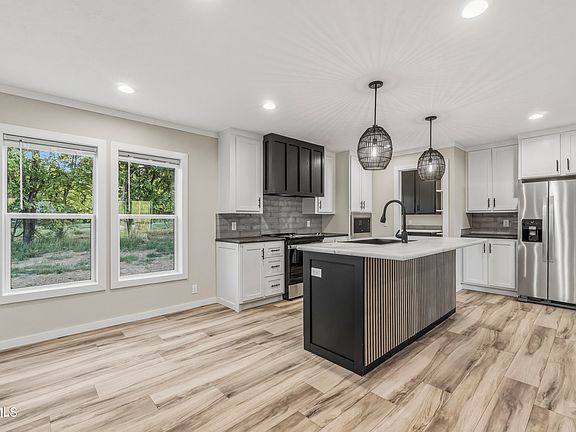 2nd image of 535 McDonald Rd