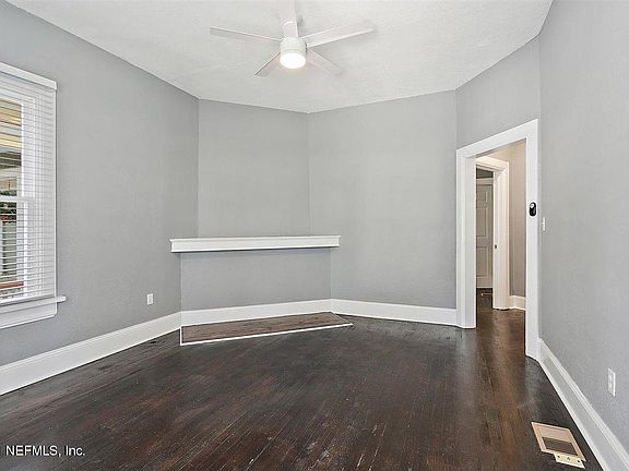 5th image of 1509 Silver St