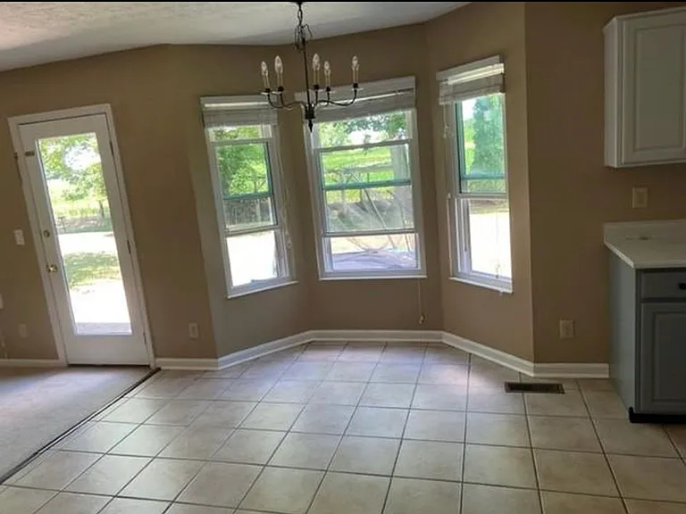 6914 Grand Oaks Ct — Photo 6