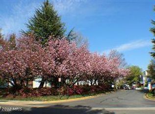 10168 Oakton Terrace Rd, Oakton, VA 22124