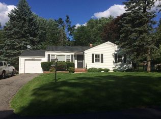 6 Clover Ln, Randolph, NJ 07869